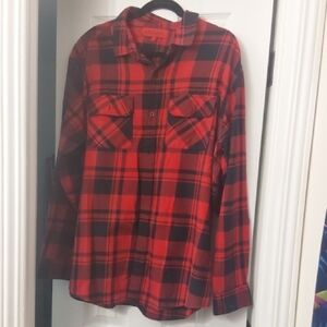Classic Red and Black Plaid Men's Casual Shirt